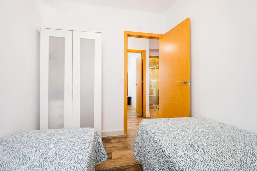 Apto Centrico, 2 Aparcamientos Privados, Bicis Sevilla Bagian luar foto