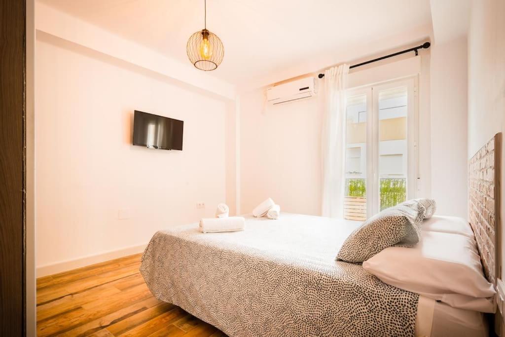Apto Centrico, 2 Aparcamientos Privados, Bicis Sevilla Bagian luar foto